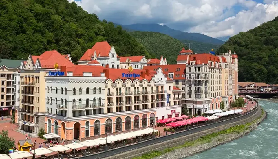 هتل تولیپ این رزا خوتور سوچی